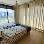 Luxurious 3Br 1,5Bath Flat Near The Beach
